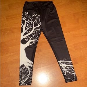 New workout legging. Never worn.